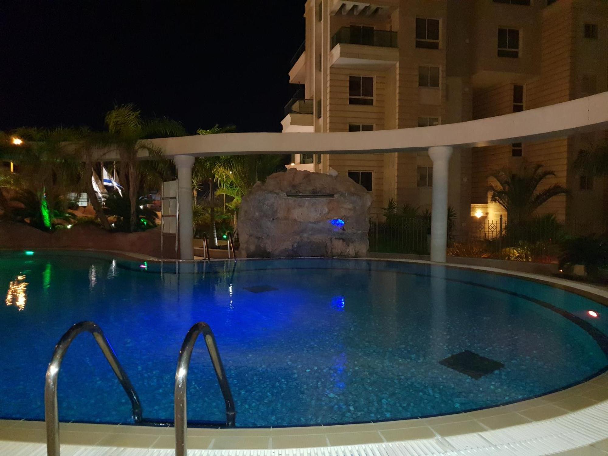 Exclusive Top Luxury Penthouse Near The Sea With Privat Roof-Pool Leilighet Eilat Eksteriør bilde