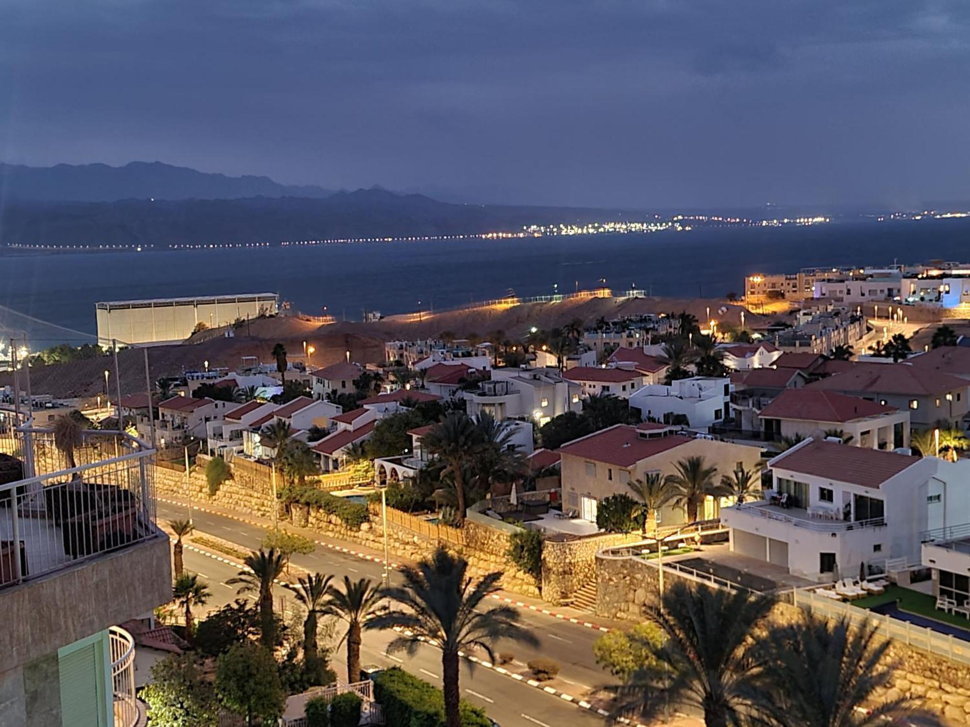 Exclusive Top Luxury Penthouse Near The Sea With Privat Roof-Pool Leilighet Eilat Eksteriør bilde